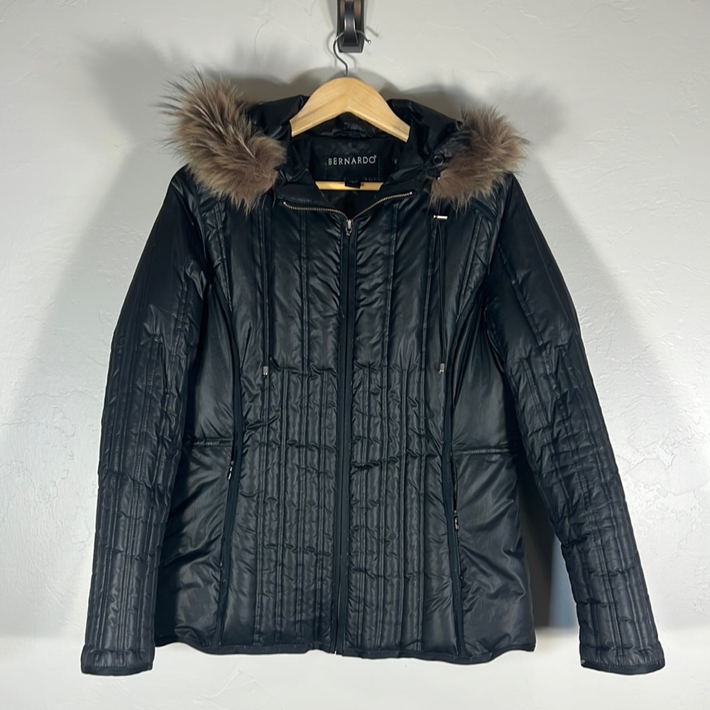 Bernardo Black Puffer Jacket - Women’s M